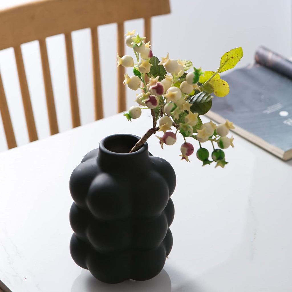 Mowtanco Black Ceramic Vase, Modern Small Vase for Centerpiece 6.7" Tall