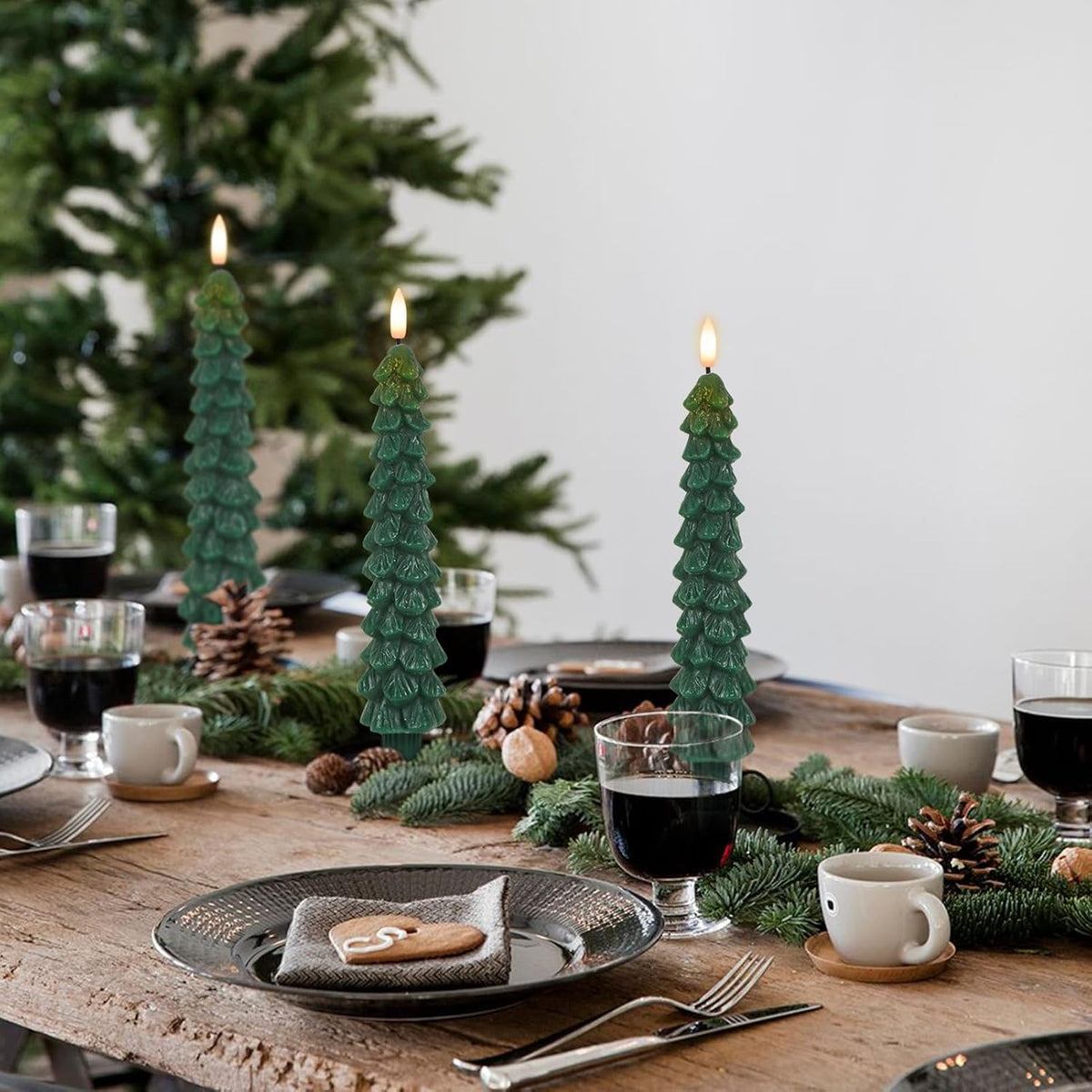 Eldnacele Christmas Tree Flameless LED Taper Candles with Remote and Timer