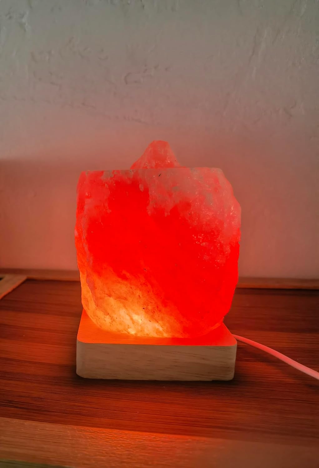 USB Colour Gradient Himalayan Salt lamp,Solid Wood Based Atmosphere Decoration Natural Shape Salt lamp with Remote Control, Natural Crystal Stone Bedside Night Light, Handmade Crafts.