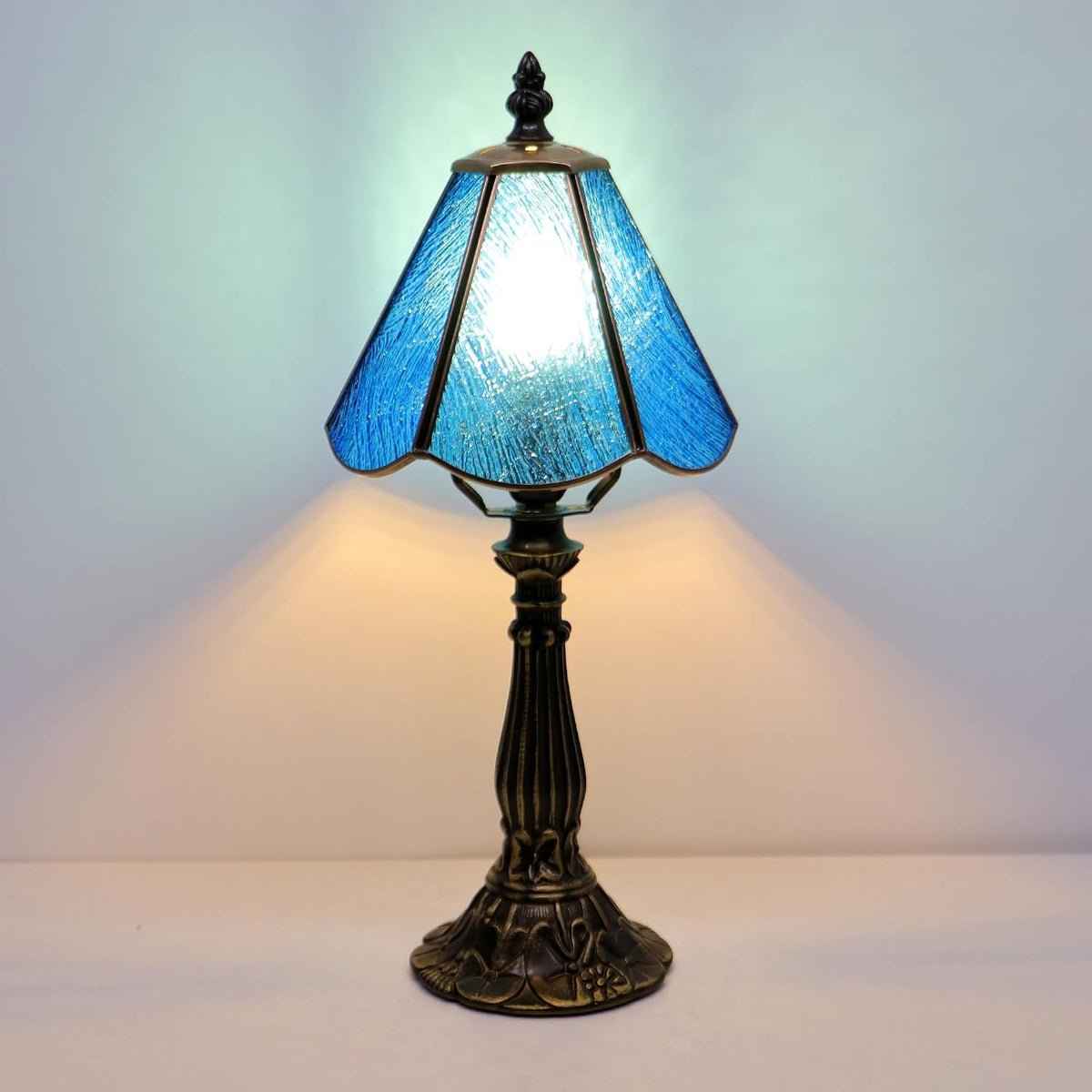 Tiffany Style Table Lamp Blue Rippled Stained Glass Lamp 14 Inch