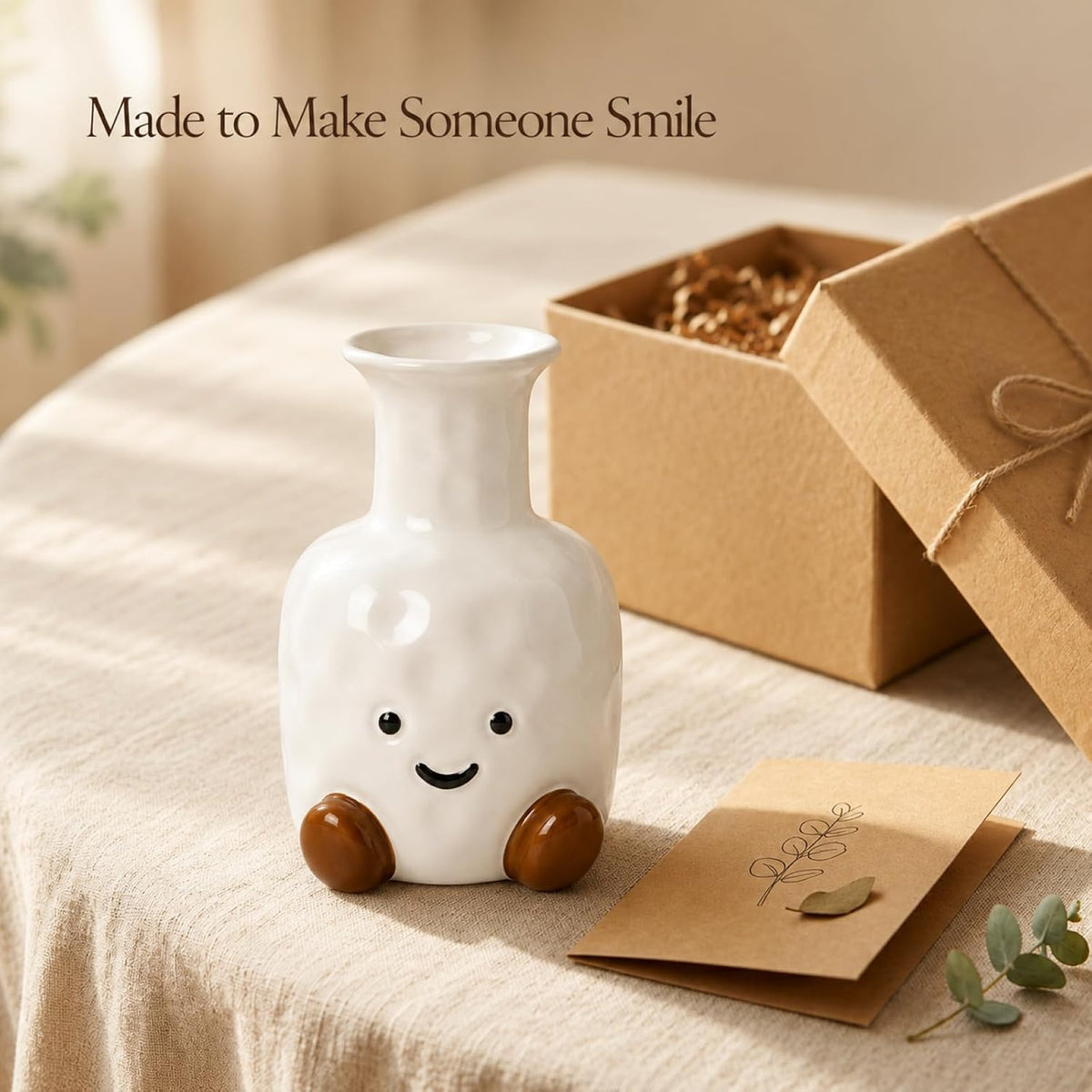 Cute Flower Vase, White Ceramic Smiley Face Vase for Home Decor & Gifts