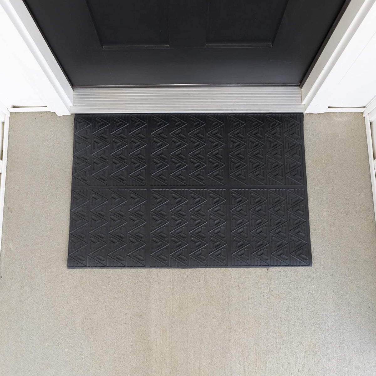 CLIMATEX Indoor/Outdoor Scraper Door Mat, 2' x 3', Shoe and Boot Scraper Mat, Cleans Mud, Dirt, Snow, Sand, and Grime
