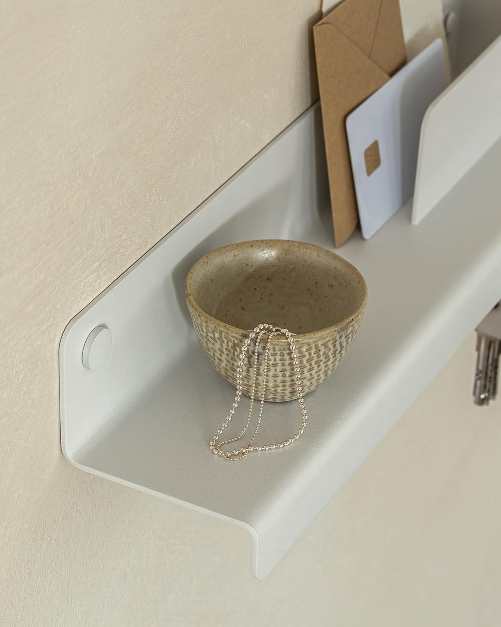 Kazai. Key Holder for Wall 'Holmsen' | Minimalist Key Hooks Design from Berlin | Modern Key Hanger with Metal Shelf | Key Hook Wall Mounted as Hallway Furniture | White