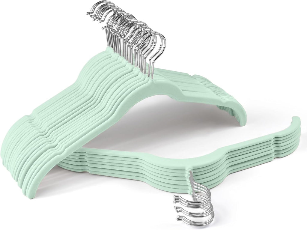 Sishynio Velvet Hangers 30 Pack, Non-Slip Slim Felt Clothes Hangers Green