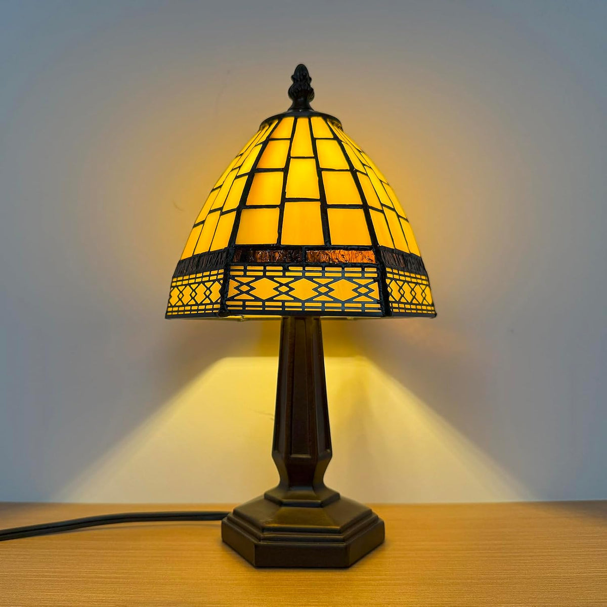 Tiffany Small Table Lamp for Living Room,3 Color Temperature Gold Stained Glass Table Lamps for Dining Room,6X6X13Inch Bedroom Bedside Nightstand Night Light for Bedroom W/LED Bulb