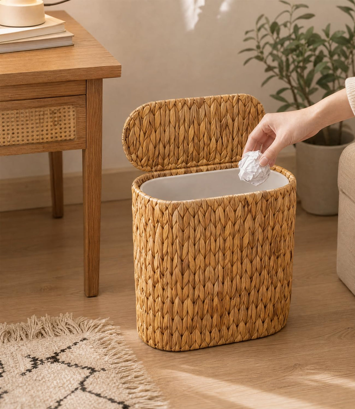 3 Gallon Wicker Trash Can with Lid, Natural Water Hyacinth Waste Basket