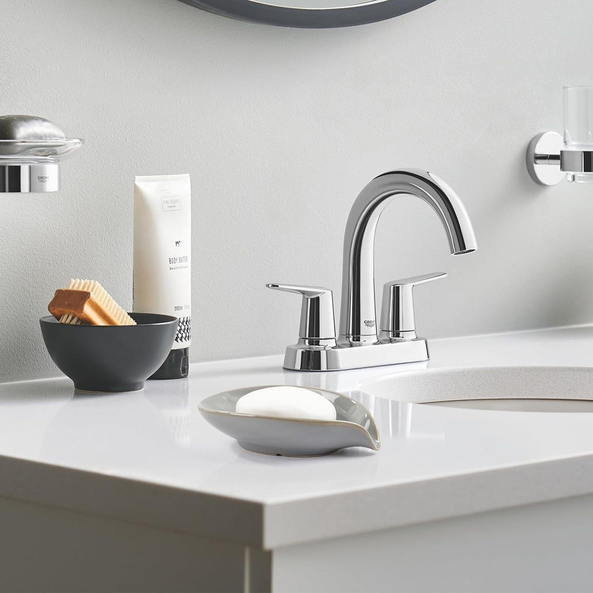 Soap Holder, Self-Draining Soap Dish, Leaf Shape Ceramic Bar Soap Holder Drain Soap Dishes for Bathroom Sink Kitchen, Easy to Clean Keeps Soap Dry, ANTIS'S HOME