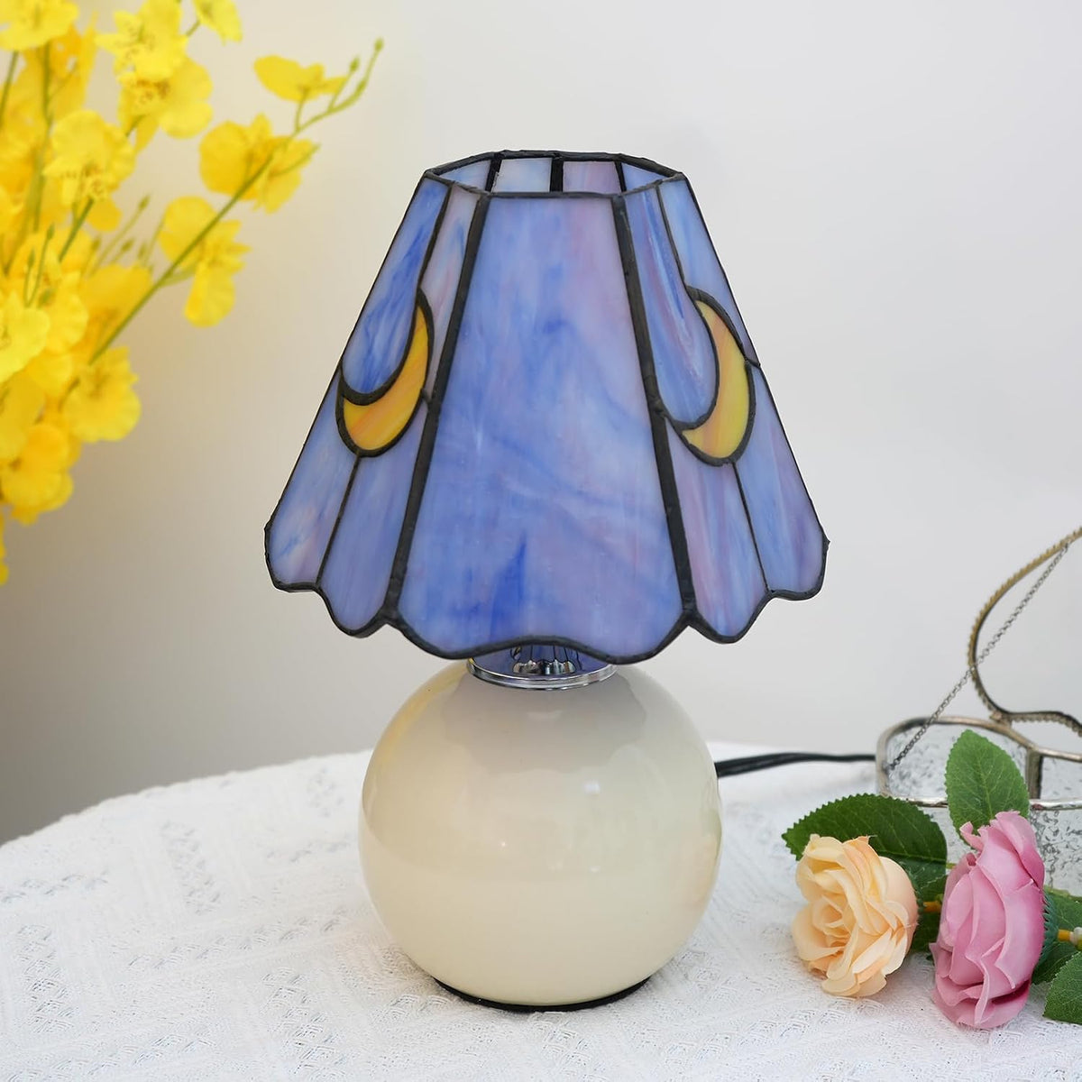 Tiffany Lamp Stained Glass Table Lamp Moon Mushroom Cute Small Bedside lamp Living Room Dining Room Office Decoration Desk lamp Home Decoration Creative Gift Scene Prop
