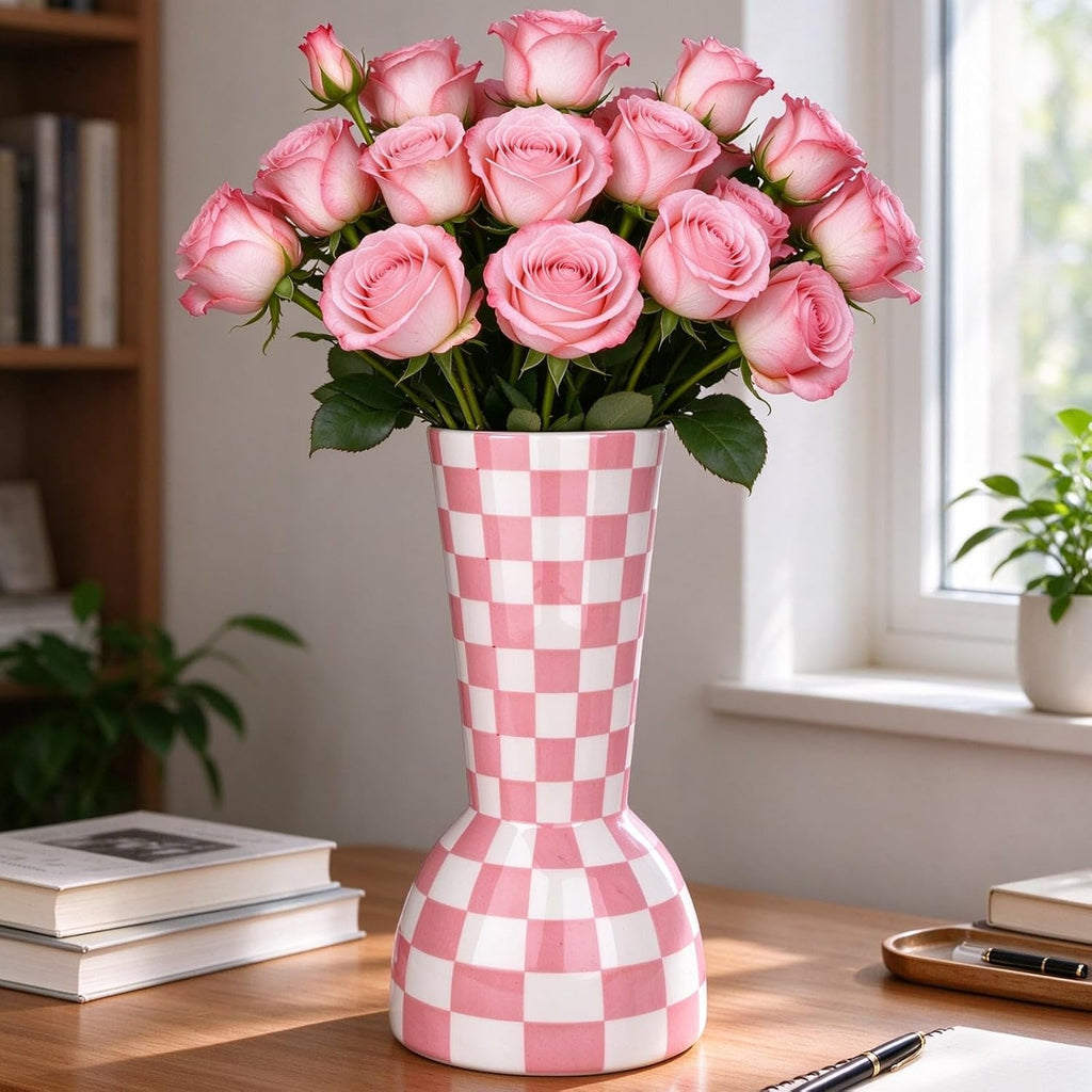 Pink and White Checkered Vase, Aesthetic Modern Ins Cool Flower Vase