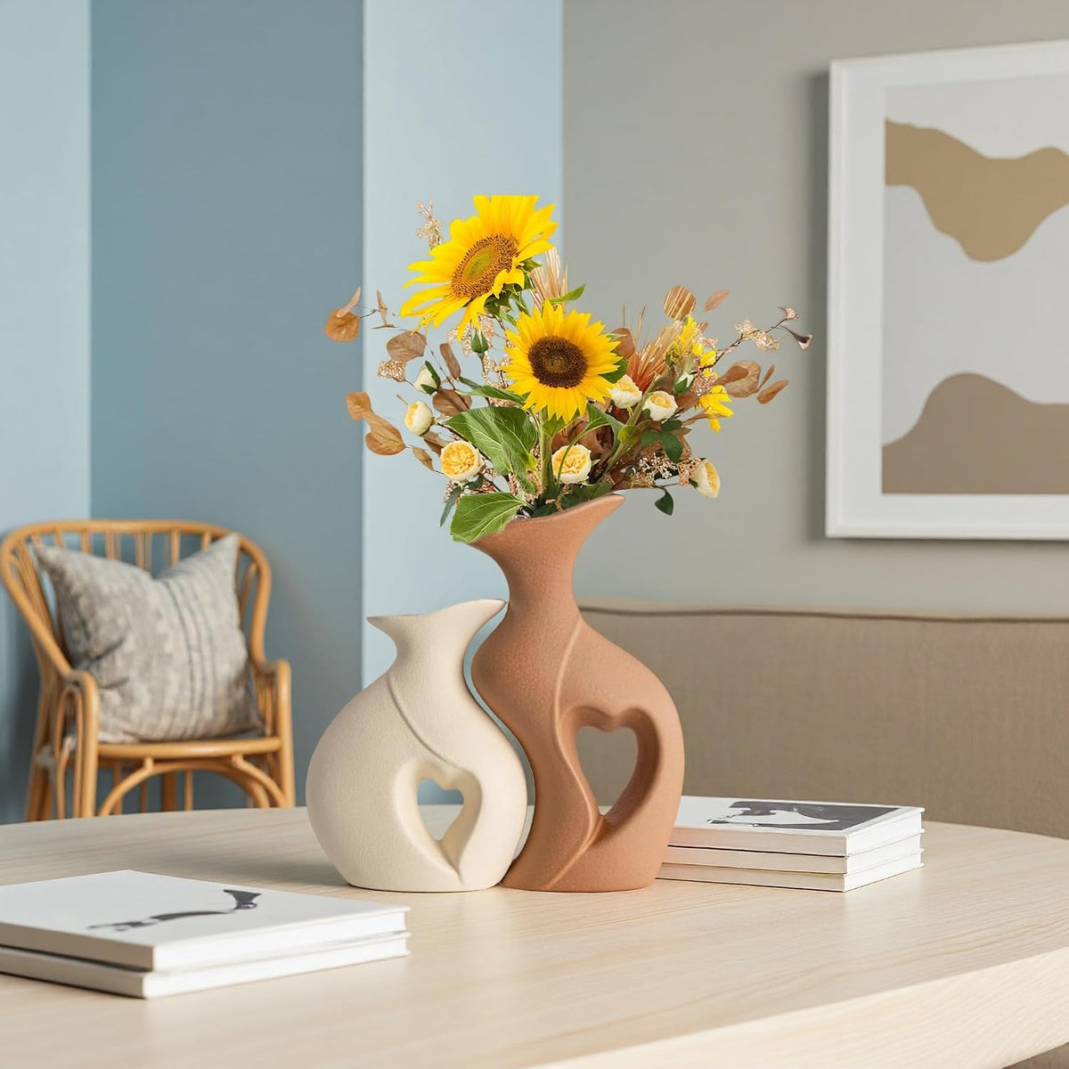 Beige and Brown Ceramic Vase Set of 2，Heart Shaped Home Decor