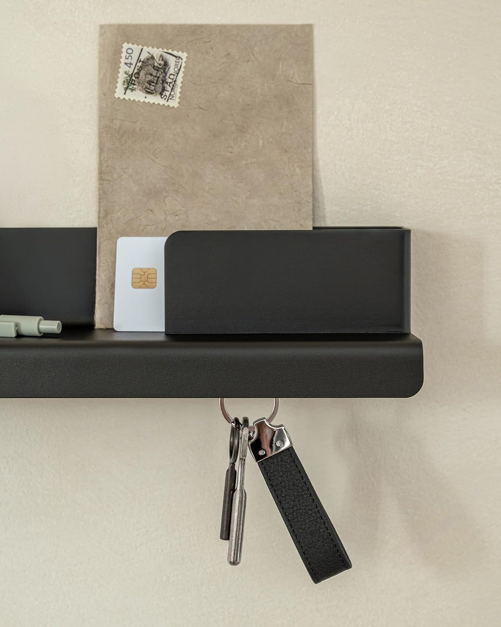 Kazai. Key Holder for Wall 'Holmsen' | Minimalist Key Hooks Design from Berlin | Modern Key Hanger with Metal Shelf | Key Hook Wall Mounted as Hallway Furniture | Black