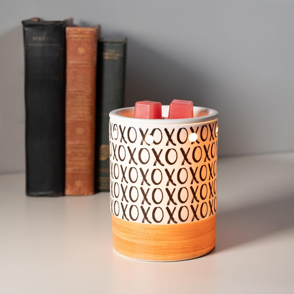Scentsationals Wax Melt Warmer for Scented Melts - XOXO - Candle Melter for Fragrance Cubes and Tarts