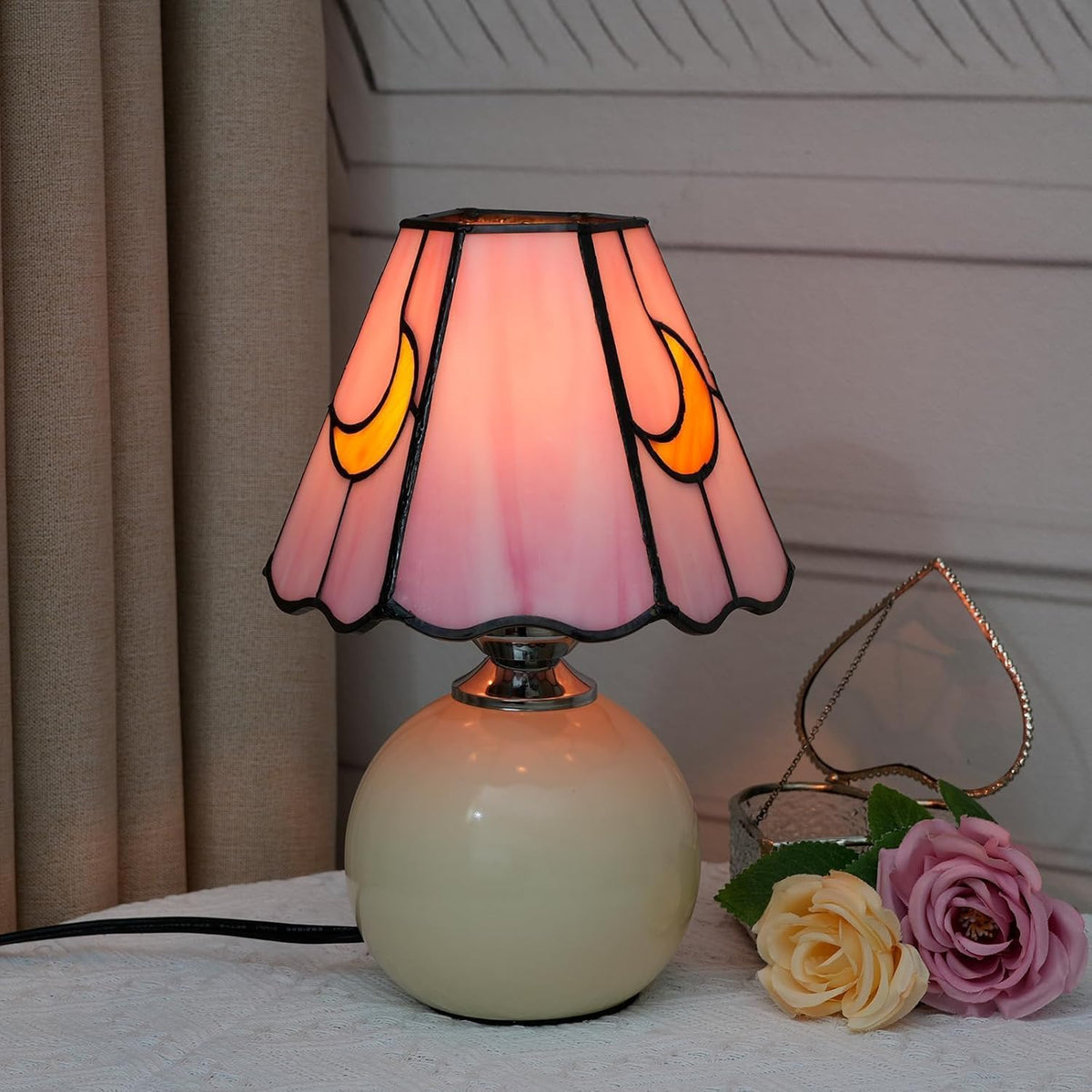 Tiffany Lamp Stained Glass Table Lamp Moon Mushroom Pink Cute Small Bedside lamp Living Room Dining Room Office Decoration Desk lamp Home Decoration Creative Gift Scene Prop