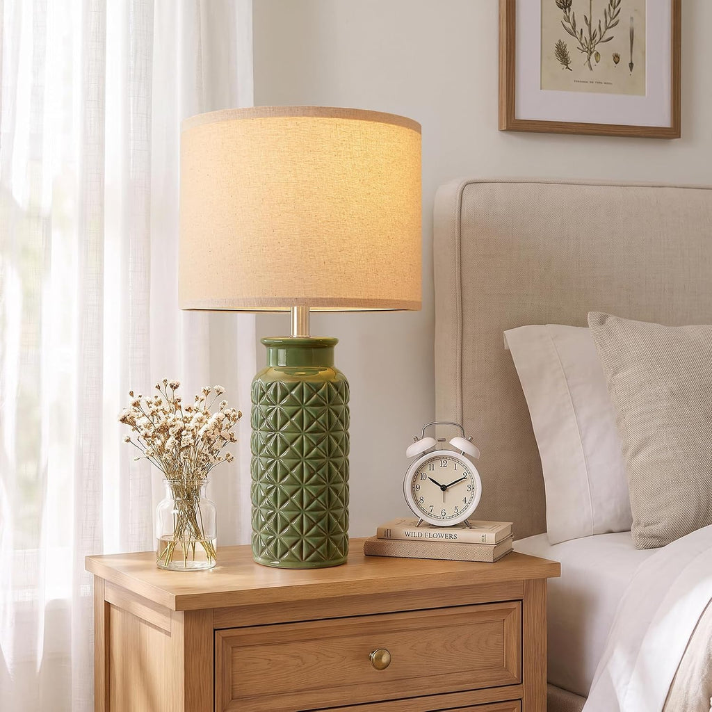 Innqoo 22.6" Modern Ceramic Bedside Lamps Set of 2, Lamps for Bedroom,Green