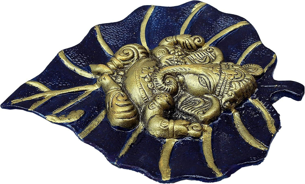Craft Trade Farmhouse Wall Decor - Living Room Metal Wall Hanging Show Pieces for Home Decor - Vastu Items for Home for Good Luck - 7.5x6 Inches - Navy Blue