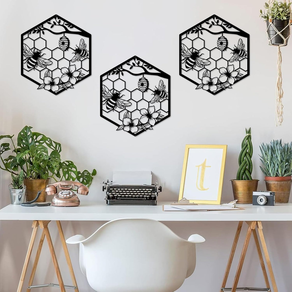 ruelen Metal Bee Wall Art - Farmhouse Honey Bee and Hives with Flowers Metal Wall Decor for Living Room,Bedroom,Garden,Office Gardener & Bee Keeper (11.14x9.72in)