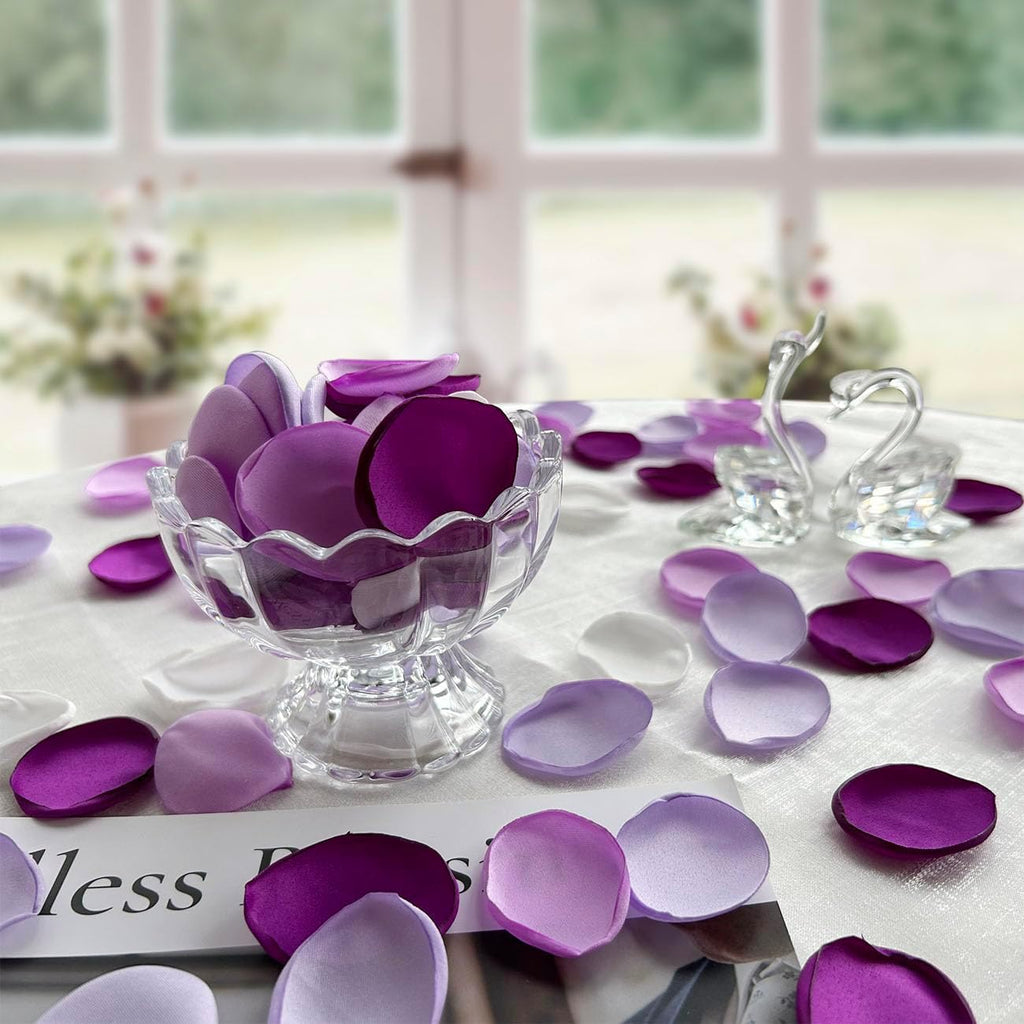 400Pcs Rose Petals for Wedding Decor Lavender Purple Silk Petals Flower Girl Scatter Petals for Aisle Table Centerpieces Reception, Bridal Shower Proposal Party Romantic Night