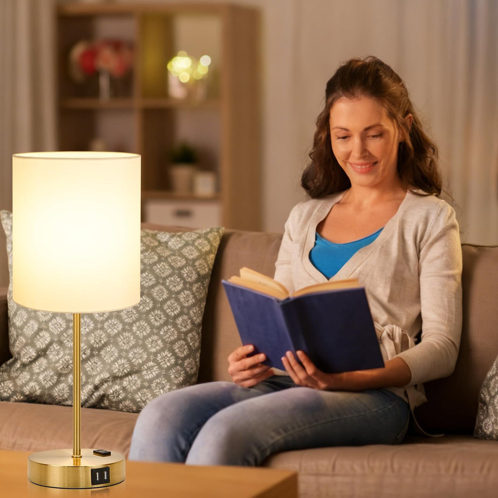 Lynnoland 2 Pack Touch Control Table Bedside Lamps with 2 USB & AC Outlet, 3-Way Dimmable Bedside Nightstand Lamps for Bedroom Living Room Nursery, 800 Lumens 3000K Warmlight Bulbs Included