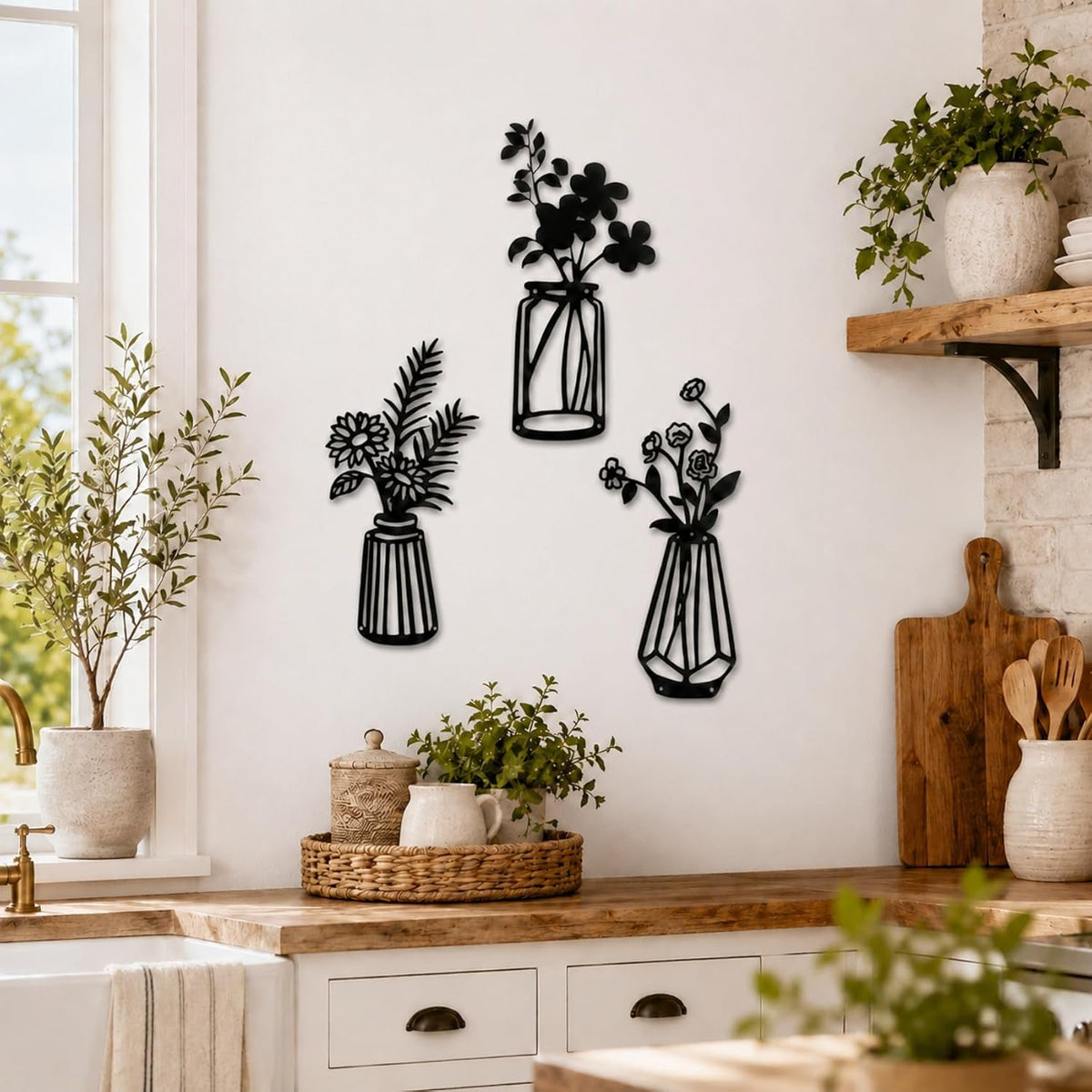 Qzmaikoo 3 Pieces Black Metal Flowers Wall Decor Vase Art Sculptures Hanging for Indoor Kitchen Bathroom Dining Room Patio, 14.56x7.48 Inches