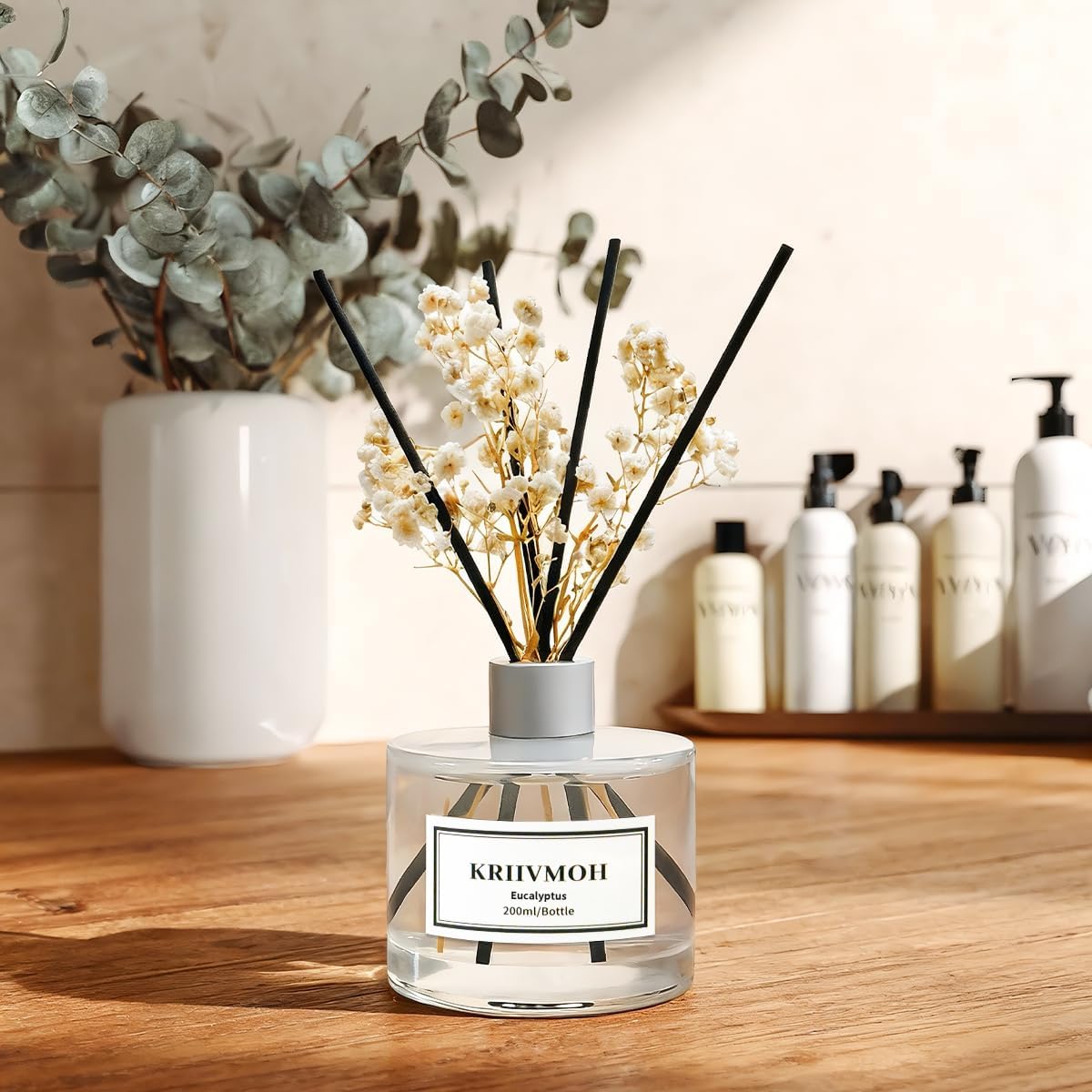 Reed Diffuser Set, 6.7 fl oz Eucalyptus Scented Oil Diffuser with 8 Reed Sticks, Home Fragrance Reed Diffuser for Bathroom Shelf Decor 200ml