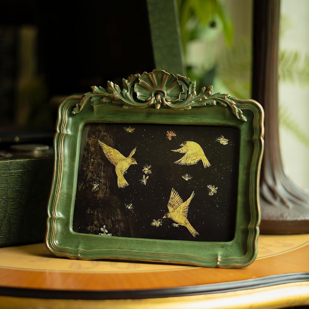 5x7 Vintage Picture Frame, Antique Green Ornate Carved Horizontal Landscape Frame with Glass Front, Tabletop & Wall Hanging Retro Home Decor Photo Gallery Art