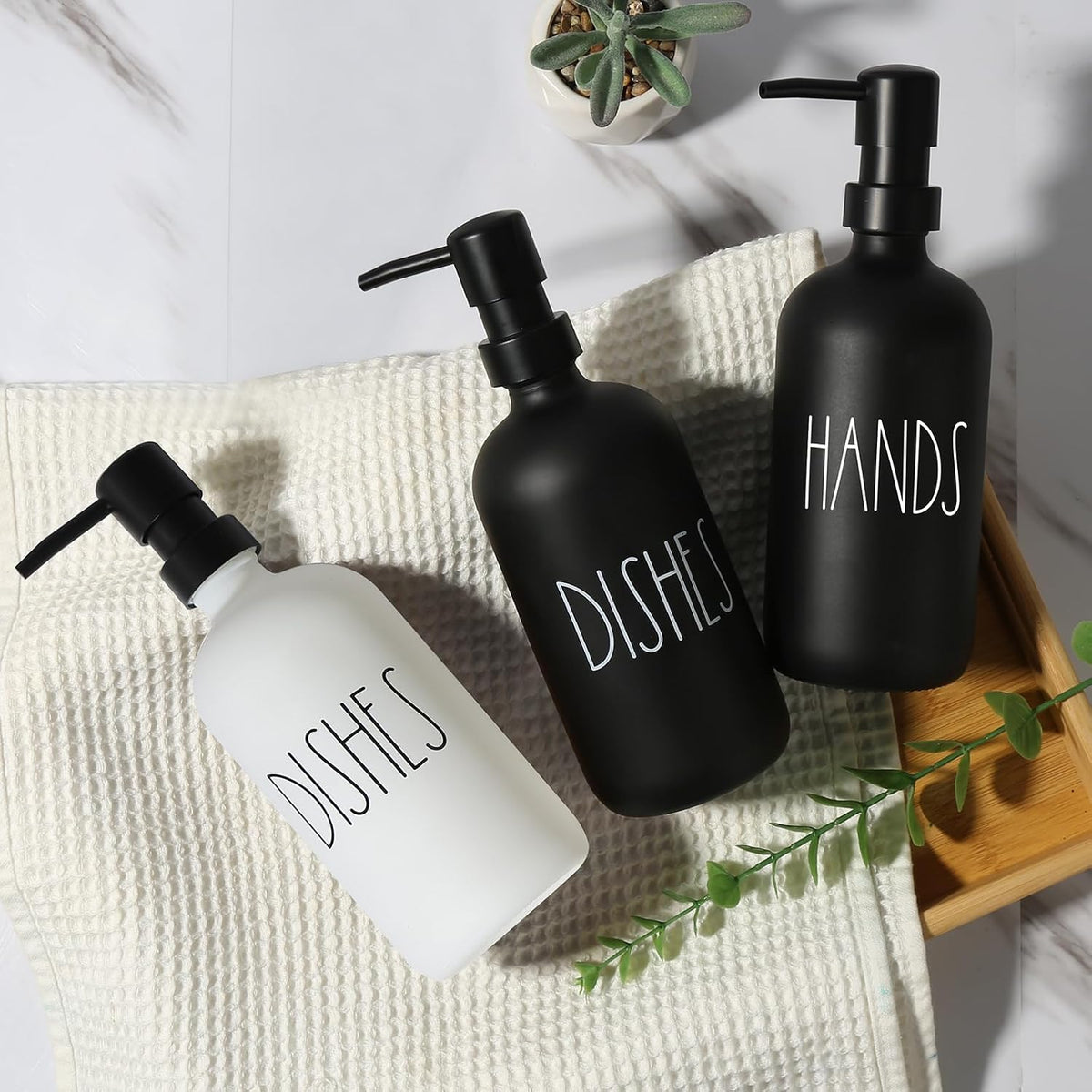 VIMERPA Dish Soap Dispenser, Matte White Soap Dispenser for Kitchen, Glass Dishes Soap Dispenser with Plastic Pump, 17 Fl Oz Refillable Liquid Soap Bottle Container, Farmhouse Kitchen Decor