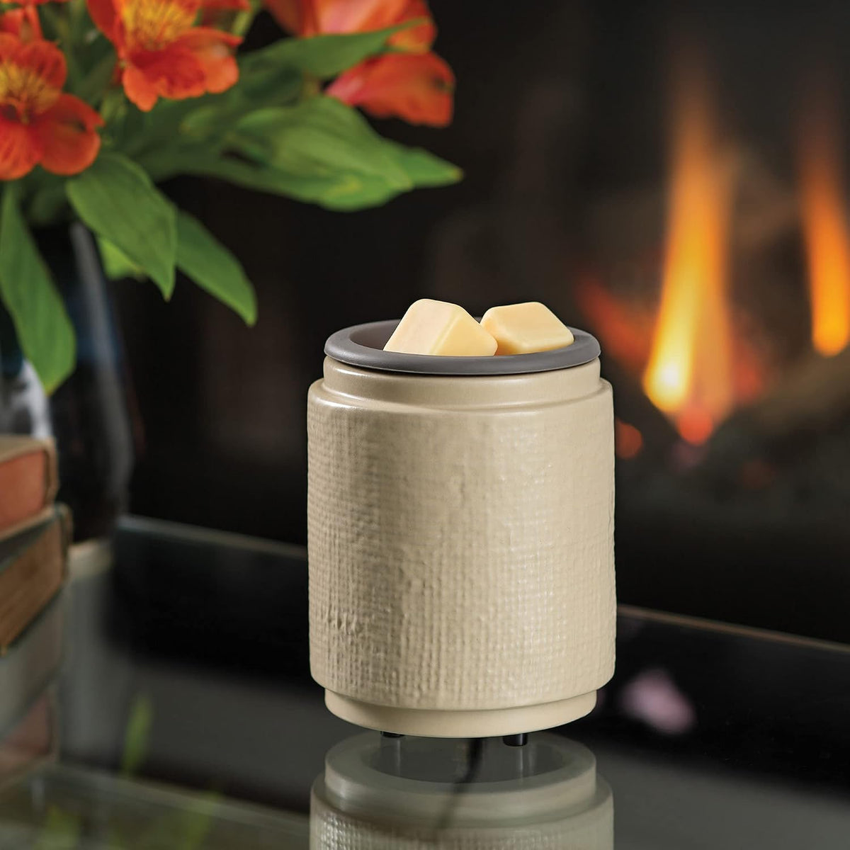 CANDLE WARMERS ETC. Wax Melt Fragrance Warmer for Scented Wax Melts, Cubes, Tarts with Silicone Dish Top|Natural Linen Cream Ceramic