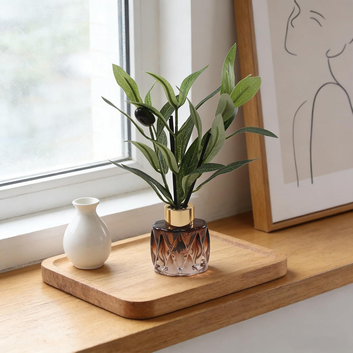 2Pcs Empty Reed Diffuser Glass Bottle Set with Artificial Plant Decor