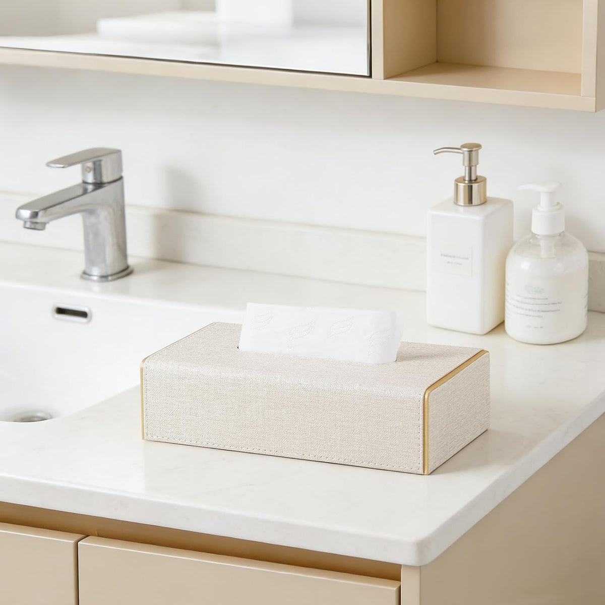 Low Profile Tissue Box Cover Rectangle with Magnetic Closure