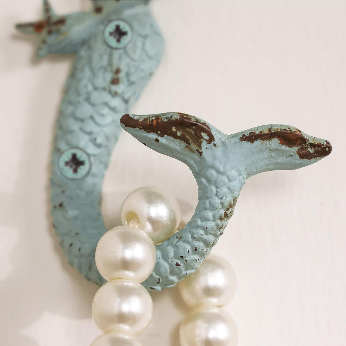 SOFFEE DESIGN 2PCS Green Mermaid Side Profile Hooks, Beach Themed Towel Hangers for Bathroom Room Decor