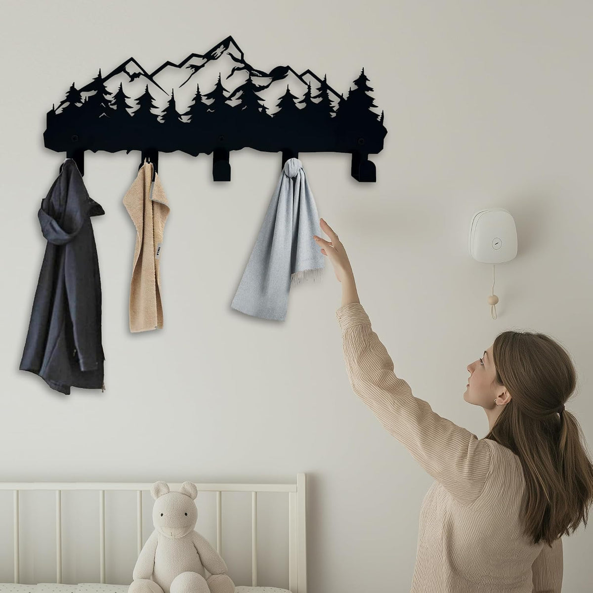 Metal Mountain Coat Hooks and Key Holder, Mountain Design Wall Art Decor, Clothes Hat Rack, and Backpack Hanger, Storage Decor for Living Room, Hallway, Office, Kitchen, Entryway, and Bedroom