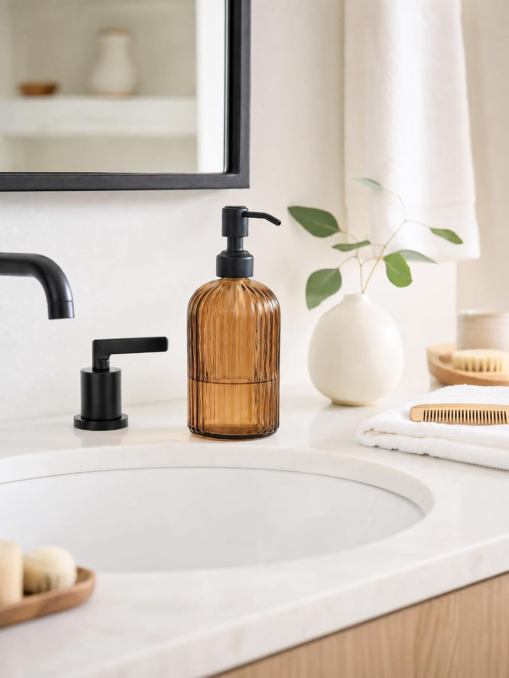 JASAI 18Oz Amber Glass Soap Dispenser with Black Pump for Hand Soap