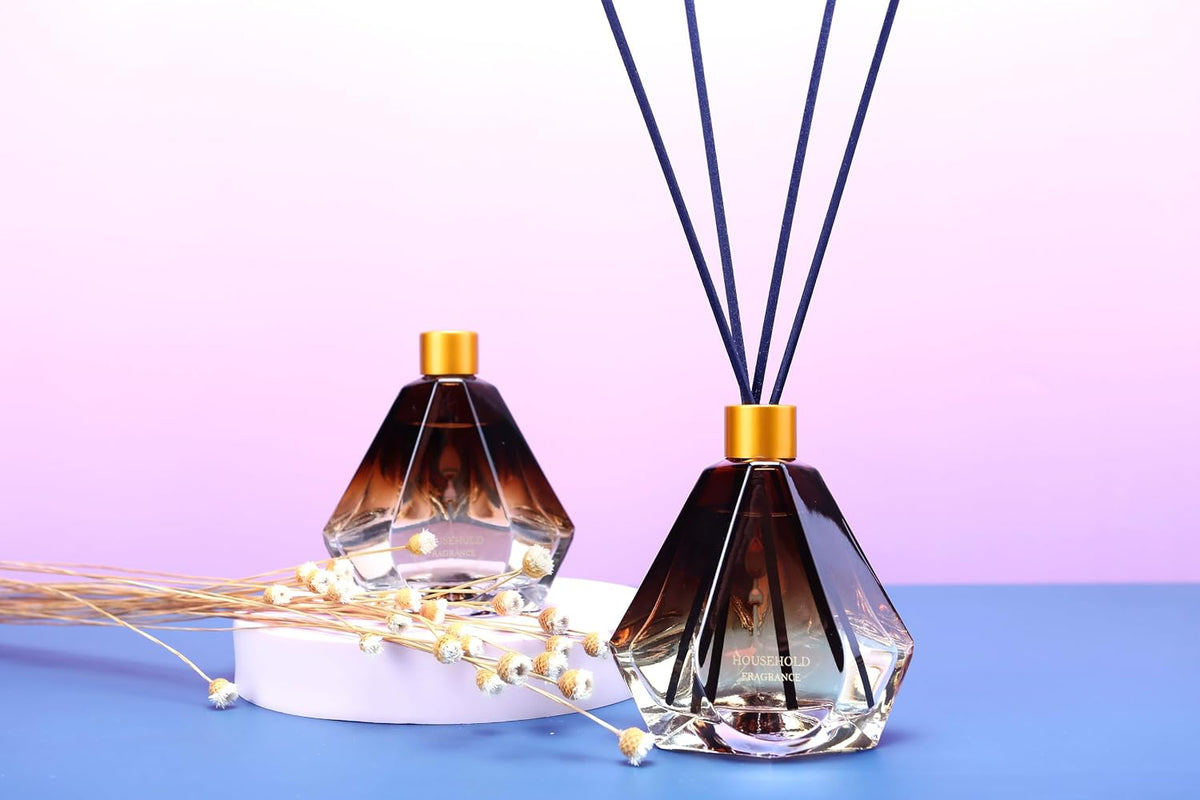 Reed Diffuser, Stick Oil Diffusers Set | Hotel White Tea Scent 3.4 fl oz Home Fragrance Diffuser with Fiber Sticks | Gift for Home Decor and Office Decor