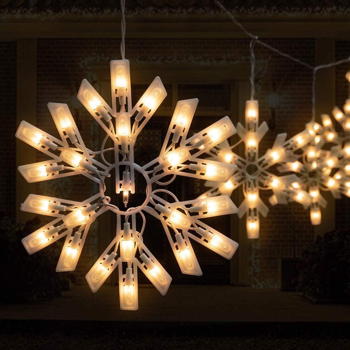 Minetom Snowflake Christmas String Lights with 9 Drops - 13ft 150 Mini Bulb Icicle Lights with Clips, Plug-in Connectable Hanging Lights for Front Porch House Tree Pation Decor