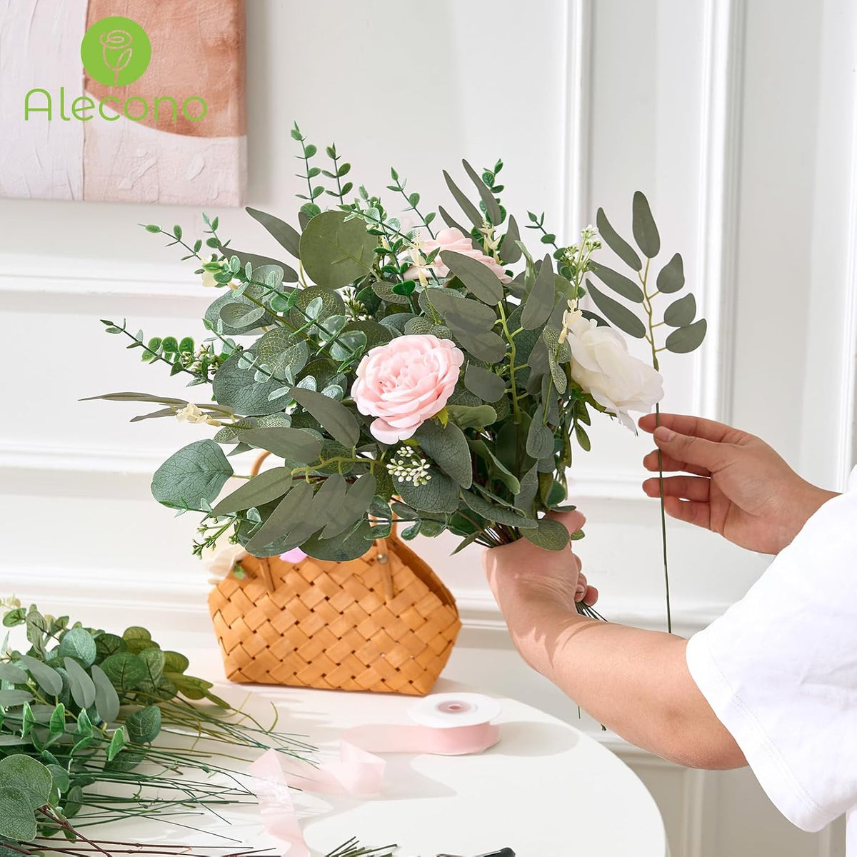 Alecono 100pcs Mixed Eucalyptus Leaves Stems Bulk, 4 Kinds Artificial Greenery Stems Faux Sliver Dollar Fake Greenery for Centerpieces Wedding DIY Bouquets Floral Arrangement Party Decor