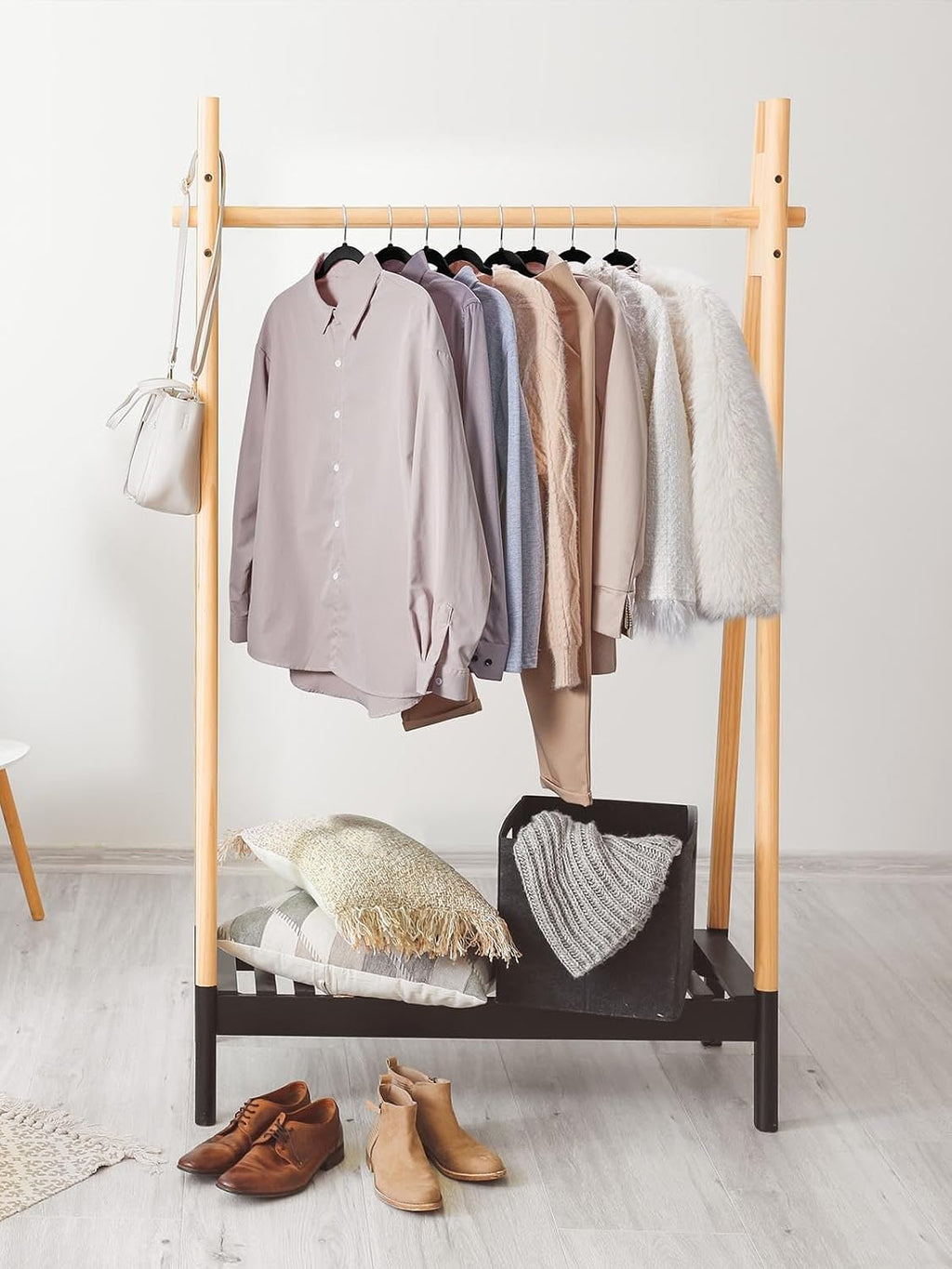 Black Velvet Hangers 70 Pack, Non Slip Felt Slim Hangers for Space Saving