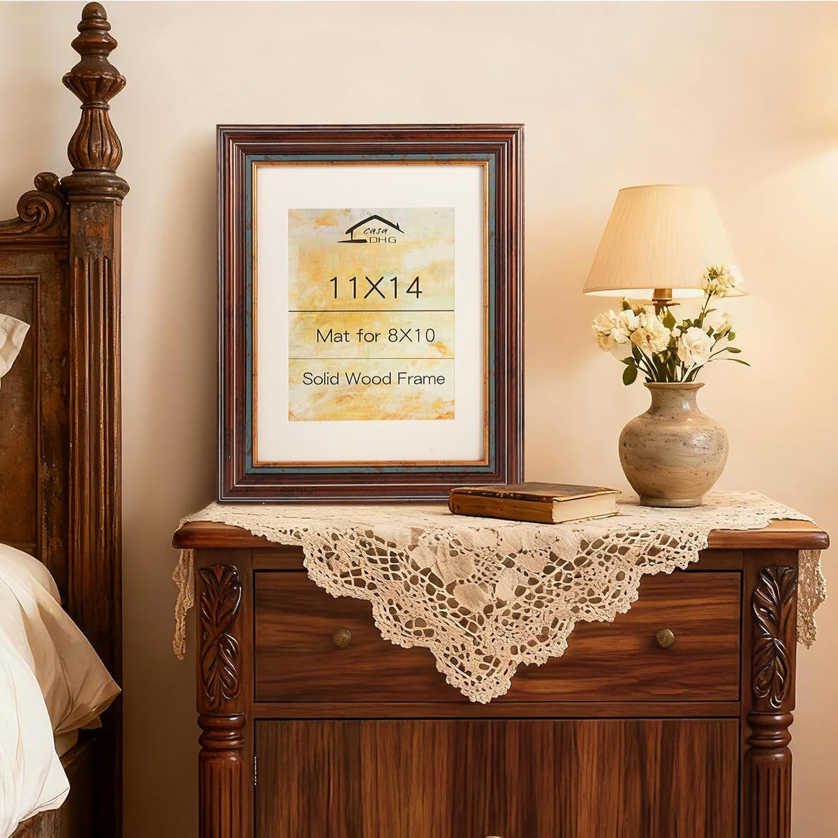 11x14 Vintage Picture Frame, Gold Finish with Real Glass Front, 11 x 14 Photo Frames Elegant Design for Wall, Perfect for Home, Art, or Wedding Photos, Gift