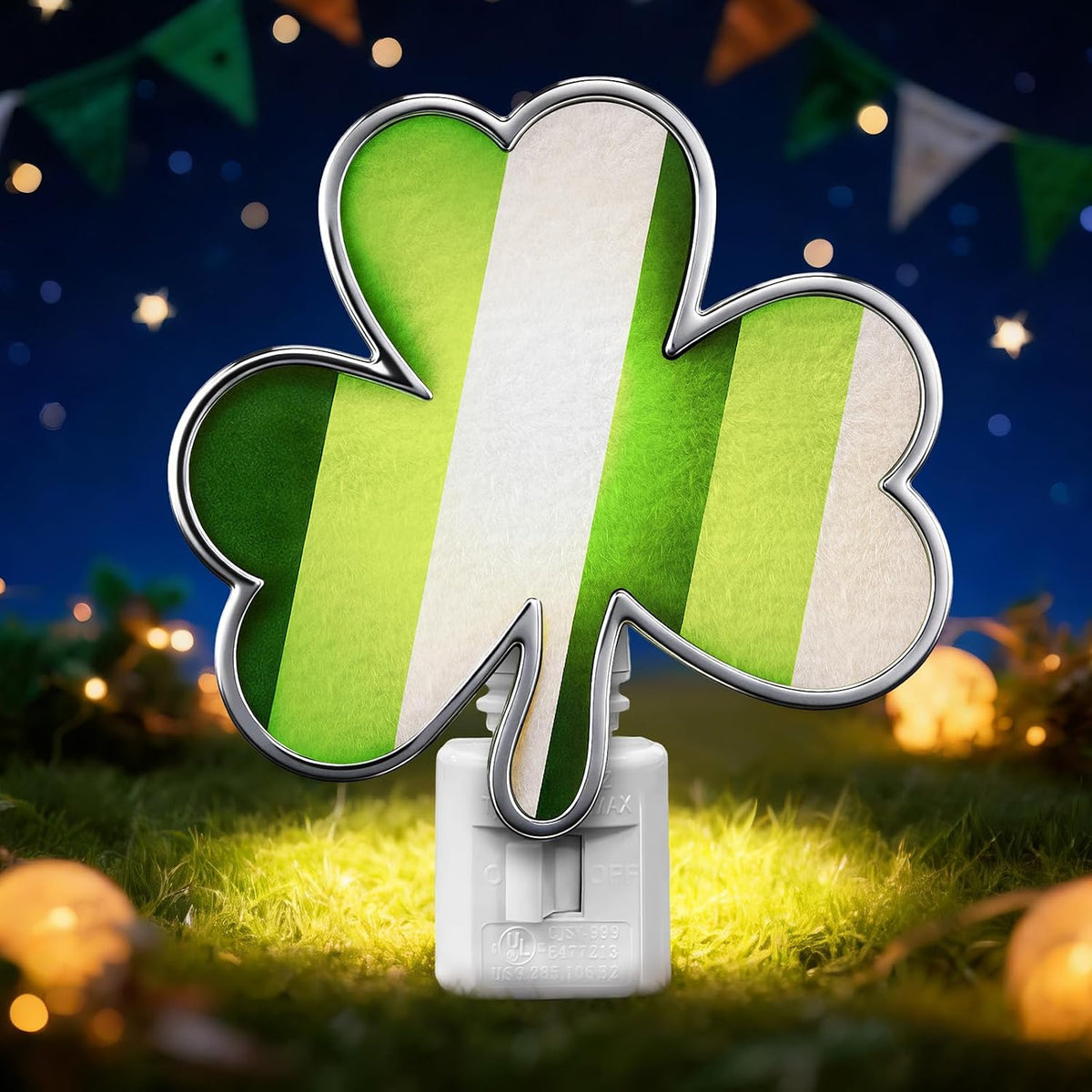 Hohean St. Patrick's Day Shamrock Night Light–UL Certification Plug in Irish Decor Lamp with C7 LED, Flocking & Acrylic, 360° Rotating Plug for Bedroom, Bathroom & Hallway–Green Holiday Lighting Gift