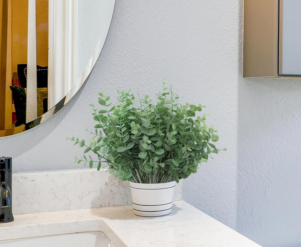 5Pcs Artificial Eucalyptus Stems，Artificial Greenery Fake Dust Frosted Eucalyptus Branches Leaves，Fake Plants for Decoration (Sage Green- 13.8 in)