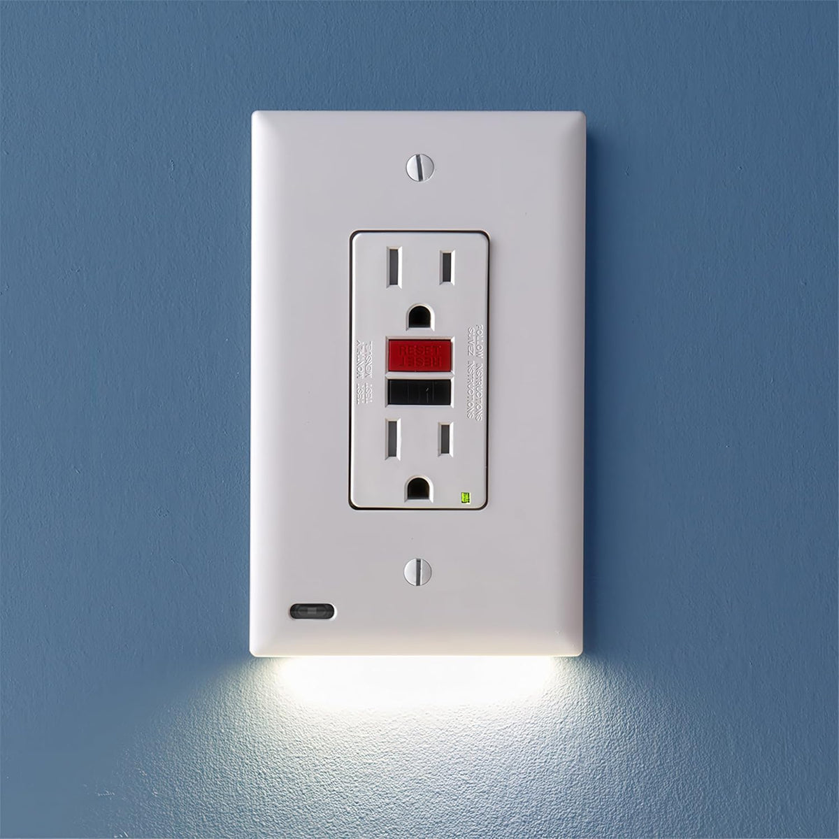 3 Pack - SnapPower GuideLight [for GFCI Outlets Only] - Night Light - Electrical Outlet Wall Plate With LED Night Lights - Automatic On/Off Sensor - (GFCI, White)