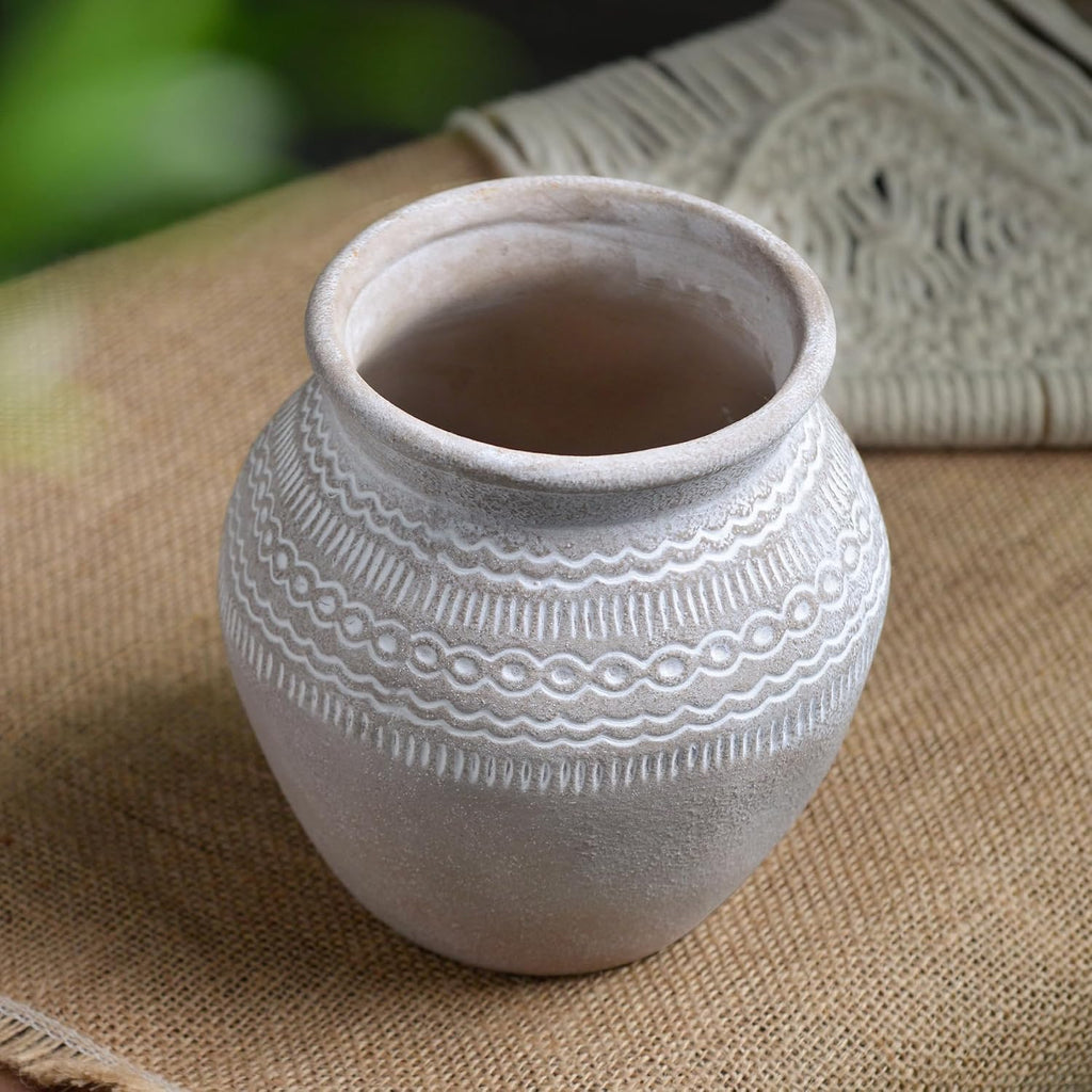 Quoowiit Ceramic Rustic Farmhouse Vase, Distressed Flower Vase for Home Decor, Boho Decorative Vases for Centerpiece Table Decorations, Vases for Living Room Kitchen Entryway Mantle Shelf Decor