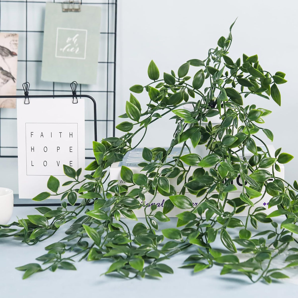 Der Rose 2Pcs Fake Hanging Plants Artificial in White Pots for Office Decor