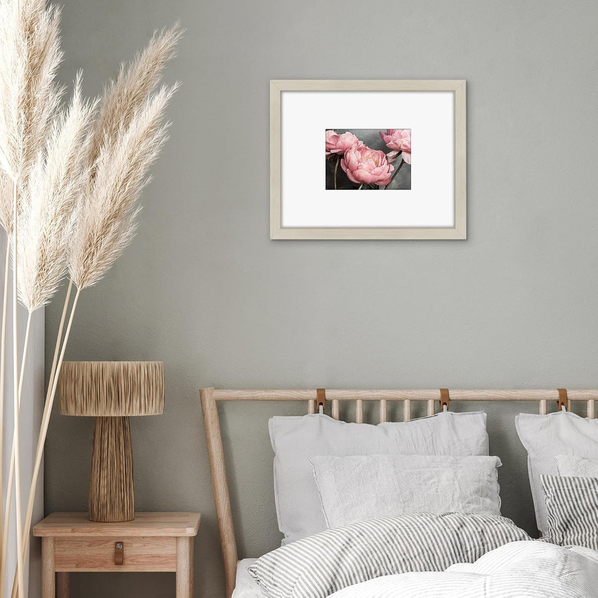 Americanflat 11x14 Picture Frame - Matted to 5x7 - Light Wood