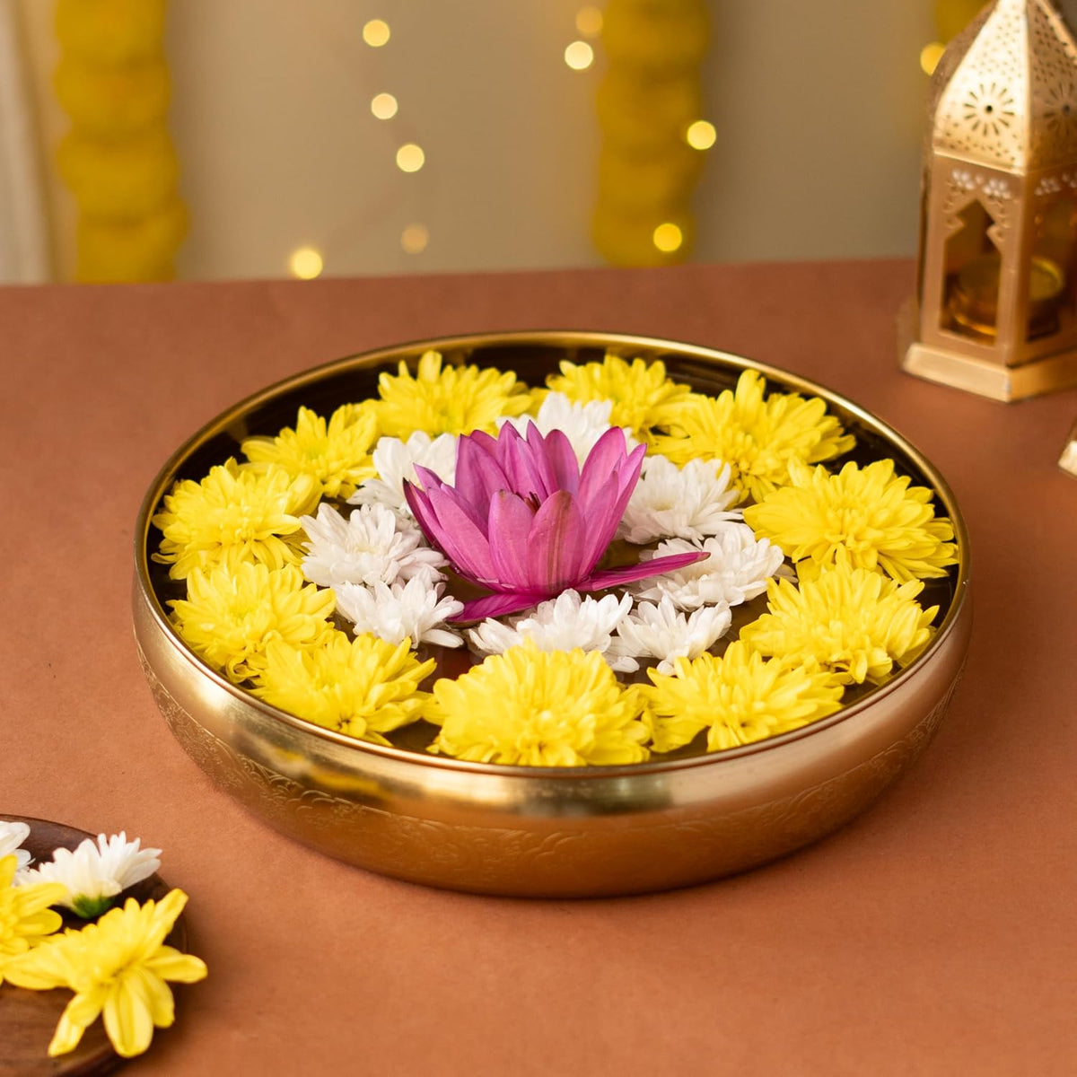 RITUALISTIC Maitri Brass Urli Bowl | Urli for Flower Decorations | Bras Urli Bowl for Home Decoration | Kitchen Décor | Bowl for Decoration | Perfect Return Gift for House Warming Ceremony | 10.5inch
