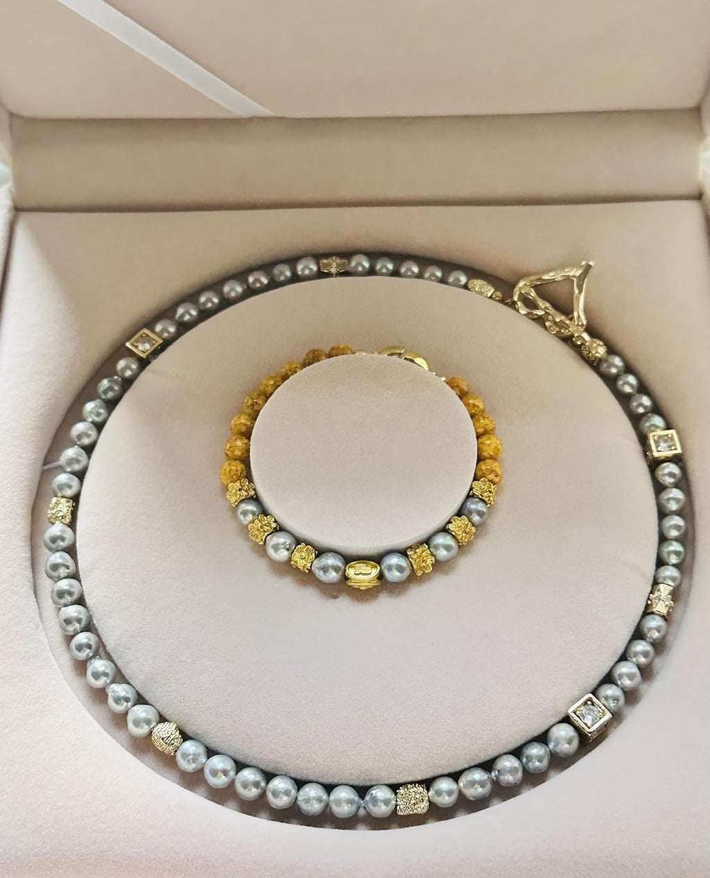 Jewelry Velvet Box Pearl Necklace Earring Bracelet Gift Display Case Wedding Jewelry Storage Holder (Beige For Pearl Necklace Bracelet)