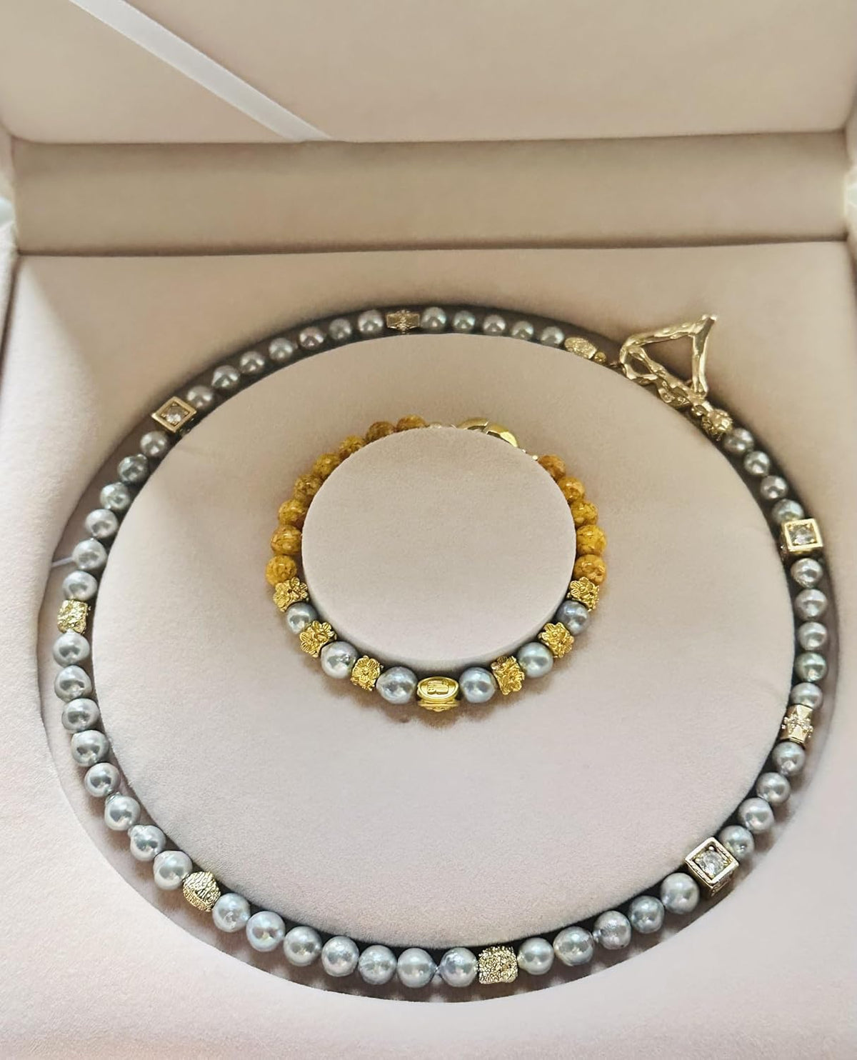 Jewelry Velvet Box Pearl Necklace Earring Bracelet Gift Display Case Wedding Jewelry Storage Holder (Beige For Pearl Necklace Bracelet)