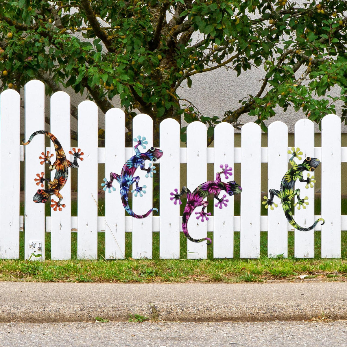 Junware 4 Pcs Metal Gecko Wall Art Outdoor Decor Metal Lizards Wall Decor Lizard 8.7 * 11.8 Inch Suitable for Hanging in Yard Garden Patio Fence Home, Idea Gifts for Mom Father Friends