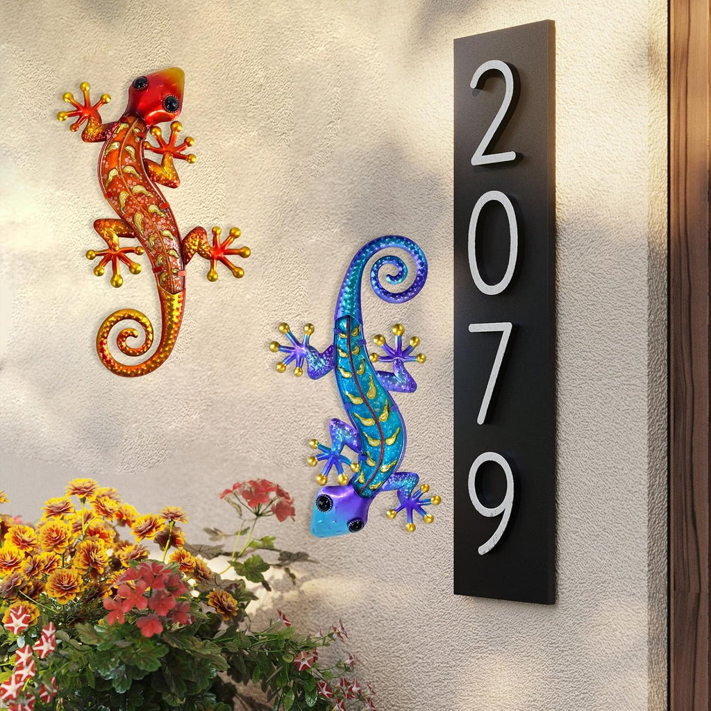 HONGLAND Metal Gecko Wall Art- 15 Inch Lizard Outdoor Decor Hanging Glass Sculpture, 2 Pack Gecko Wall Art Decorations for Garden Fence Home