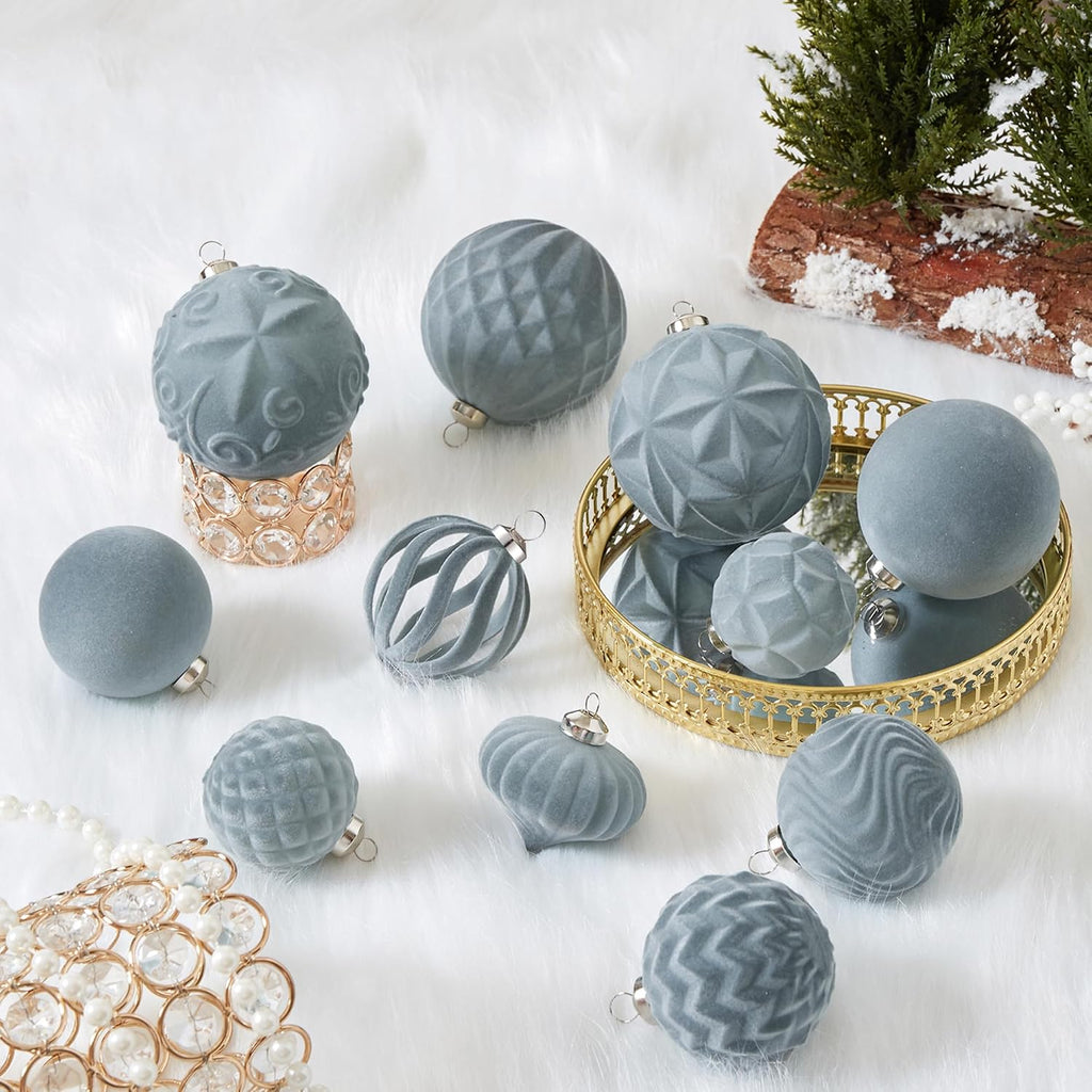 30pcs Velvet Christmas Ball Ornaments, Flocked Shatterproof Christmas Ornaments Hanging Xmas Tree Decorations Set for Home Party Holiday Decor (Multi-Size, Grey)