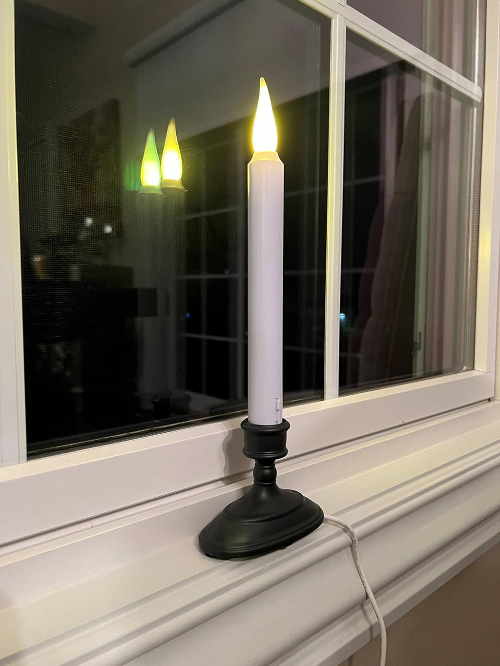 612 Vermont LED Electric Window Candles with Sensor Dusk to Dawn